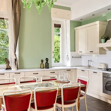 Angela Maria - By Lovecomo *